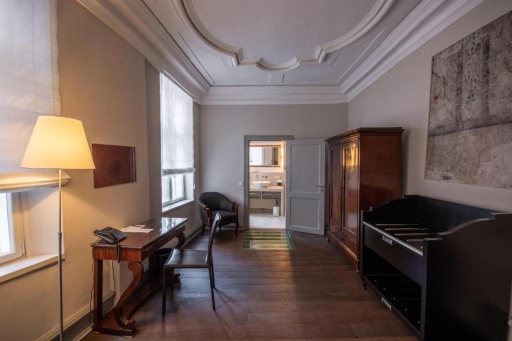 Anno 1216 Hotel