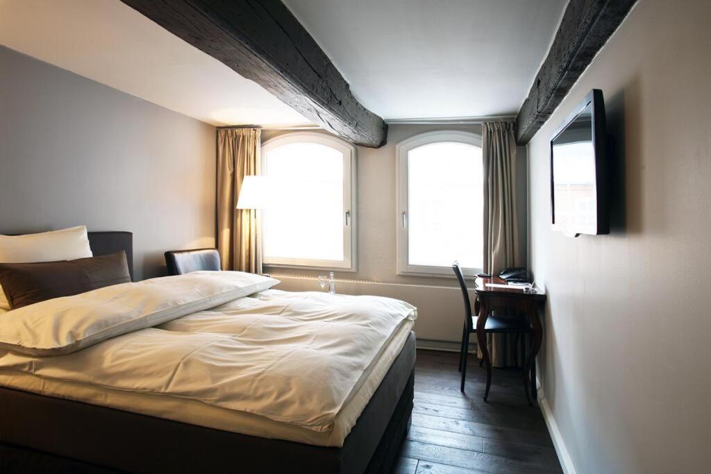 Hotel Anno 1216 2*